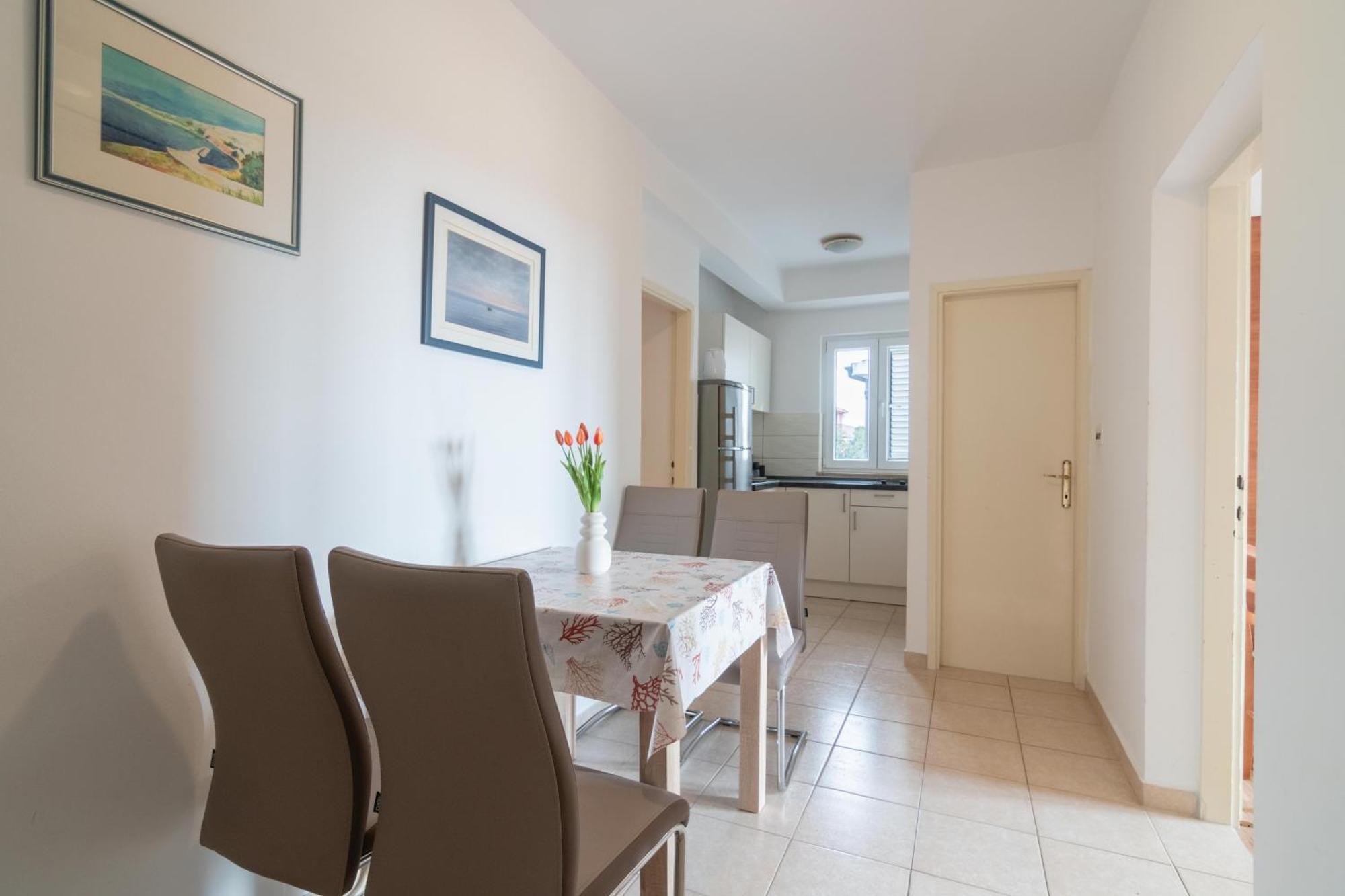 Apartments With A Parking Space Mandre, Pag - 18748 Kolan Exterior foto